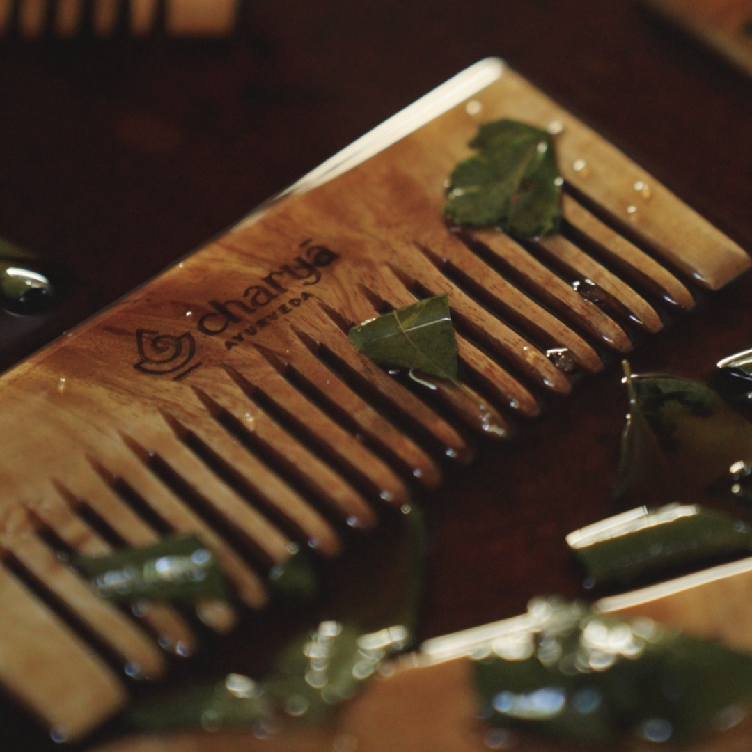 Charya Oil Treated Neem Comb – Detangler - Image 6